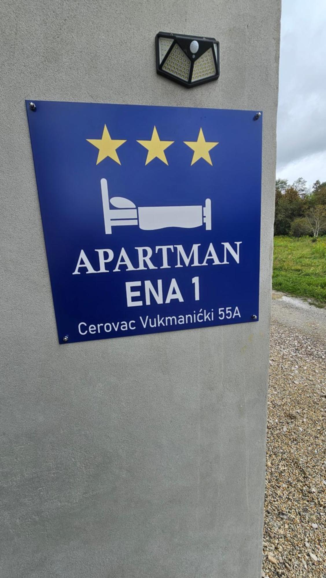 Ena1 & Ena2 -Big Free Parking Karlovac Exterior foto