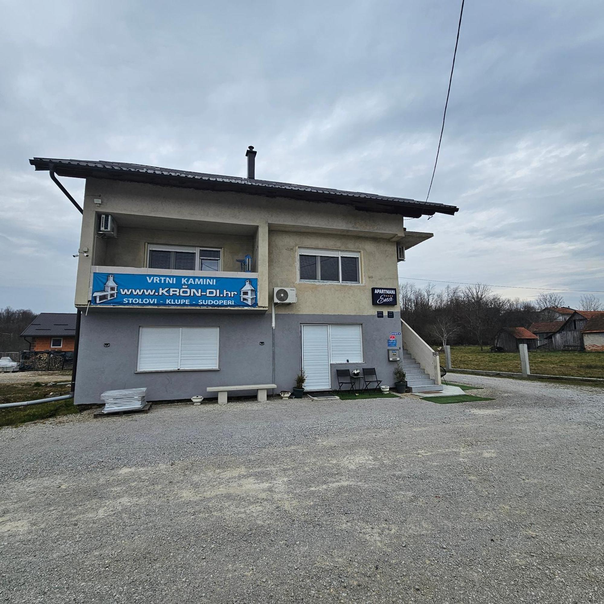 Ena1 & Ena2 -Big Free Parking Karlovac Exterior foto