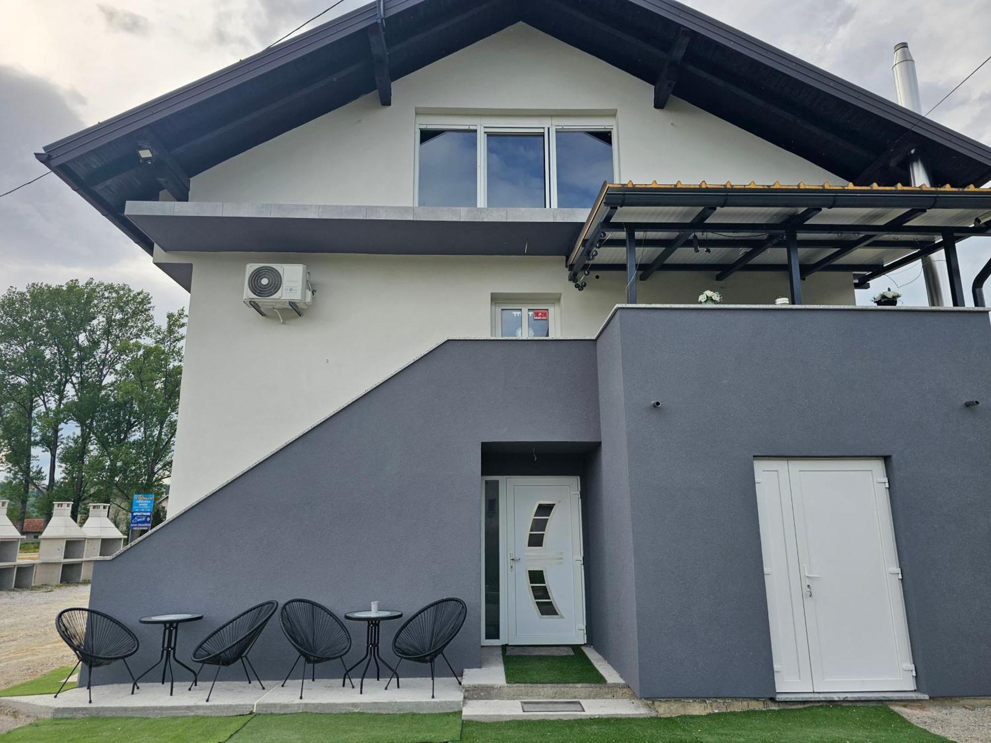Ena1 & Ena2 -Big Free Parking Karlovac Exterior foto